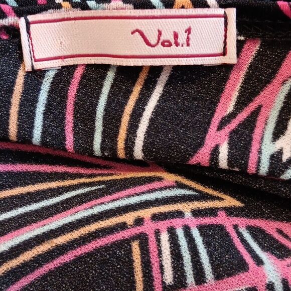 Vol.1 Wrap Front Dress. Abstract Graphics. Spirograph. Fit and Flare - Picture 8 of 9